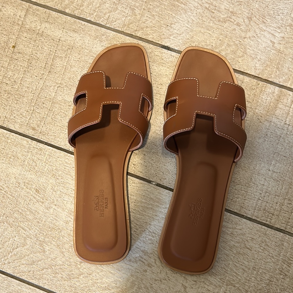 Hermes Oran Sandal Brown 37.5
